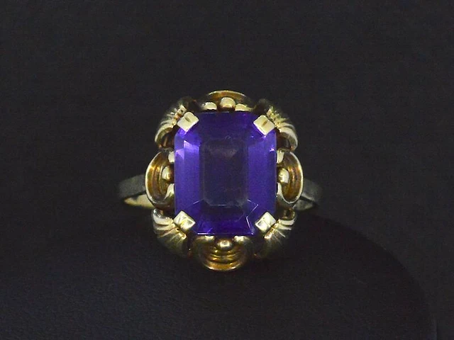 Gouden ring met amethist - afbeelding 3 van  7