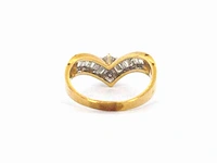 Gouden ring met baguette geslepen diamanten en een briljant geslepen diamant - afbeelding 6 van  7