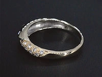 Gouden ring met briljant geslepen diamanten - afbeelding 2 van  8