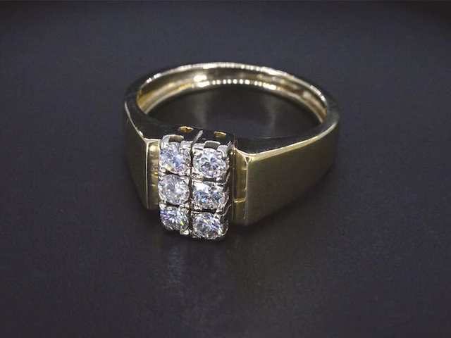 Gouden ring met briljant geslepen diamanten - afbeelding 2 van  7