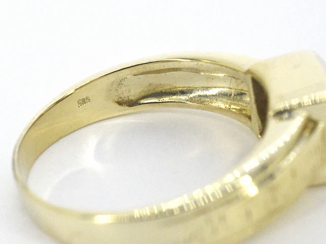 Gouden ring met briljant geslepen diamanten - afbeelding 2 van  12