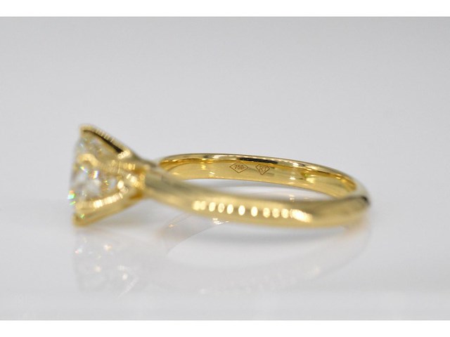 Gouden ring met briljant geslepen diamanten - afbeelding 6 van  8