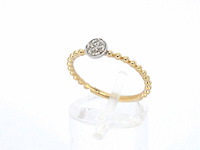 Gouden ring met centraal een rondje vol gezet met diamanten - afbeelding 5 van  10