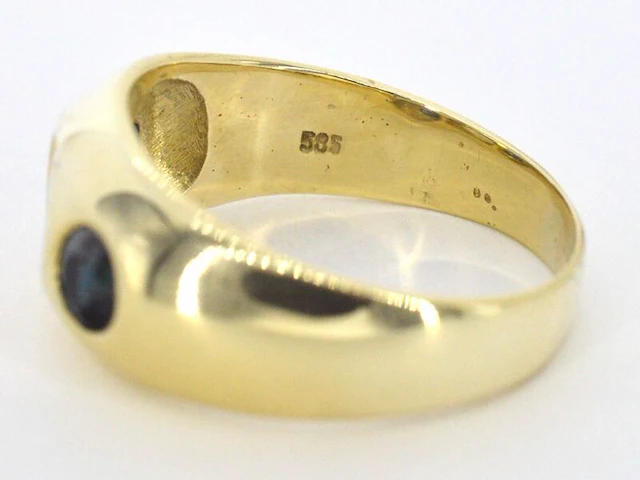 Gouden ring met diamant en saffieren - afbeelding 2 van  12