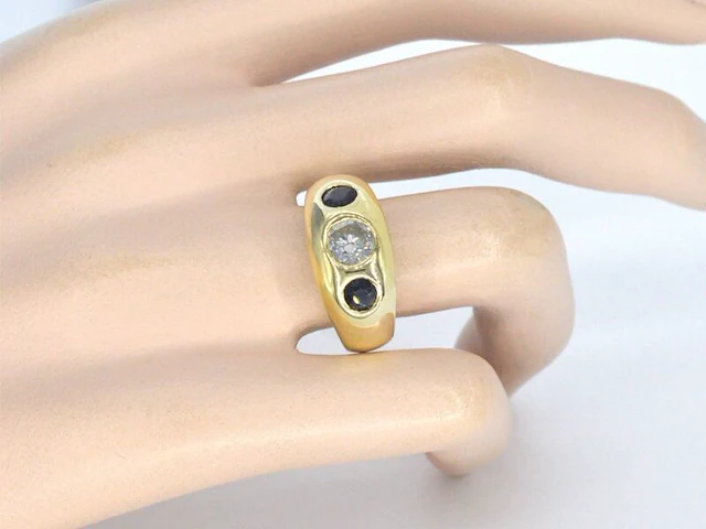 Gouden ring met diamant en saffieren - afbeelding 5 van  12