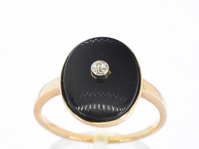Gouden ring met diamant - afbeelding 1 van  10