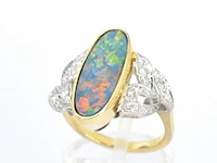 Gouden ring met diamanten en opaal - afbeelding 3 van  5