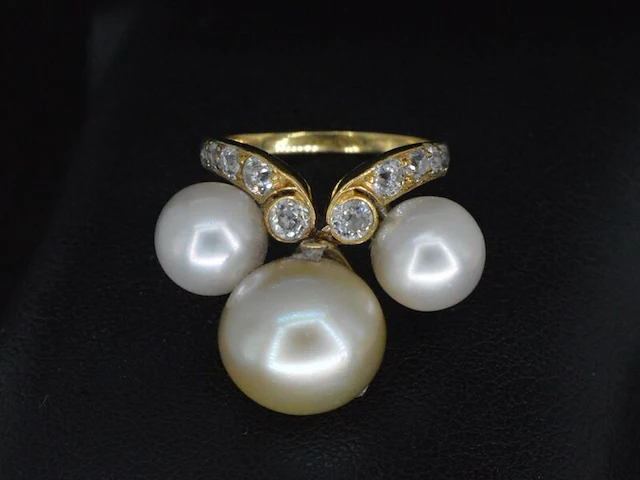 Gouden ring met diamanten en parels - afbeelding 2 van  2