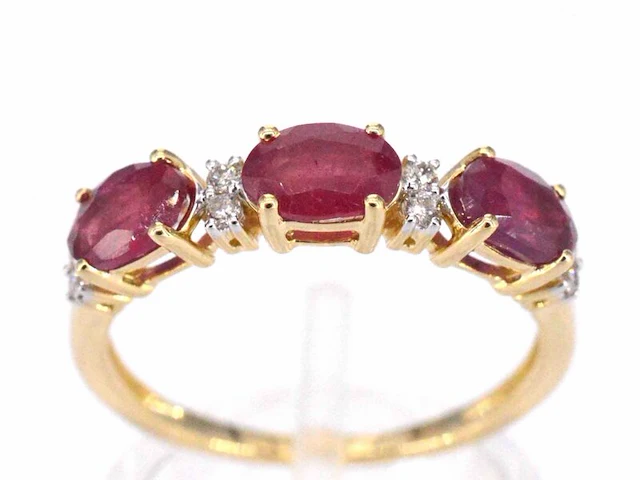 Gouden ring met diamanten en robijn - afbeelding 1 van  11