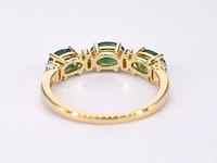 Gouden ring met diamanten en smaragd set 2 - afbeelding 7 van  9