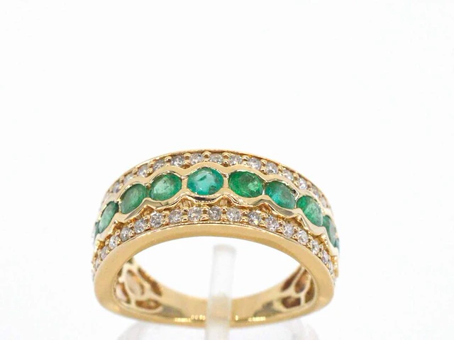 Gouden ring met diamanten en smaragd - afbeelding 1 van  9