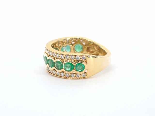 Gouden ring met diamanten en smaragd - afbeelding 5 van  9