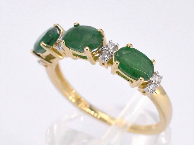 Gouden ring met diamanten en smaragd - afbeelding 4 van  11