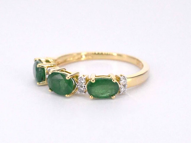 Gouden ring met diamanten en smaragd - afbeelding 8 van  11
