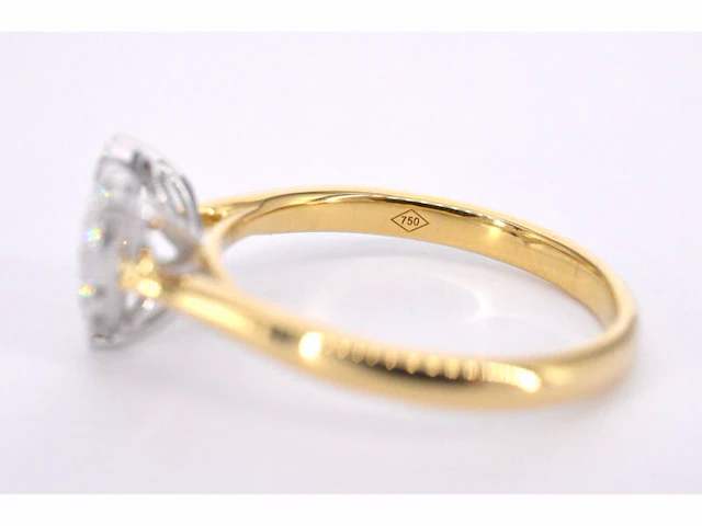 Gouden ring met diamanten in hart vorm - afbeelding 11 van  11