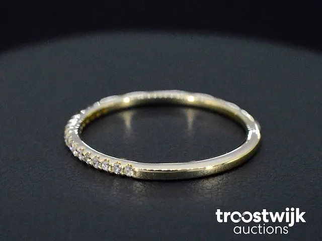 Gouden ring met diamanten - afbeelding 6 van  8