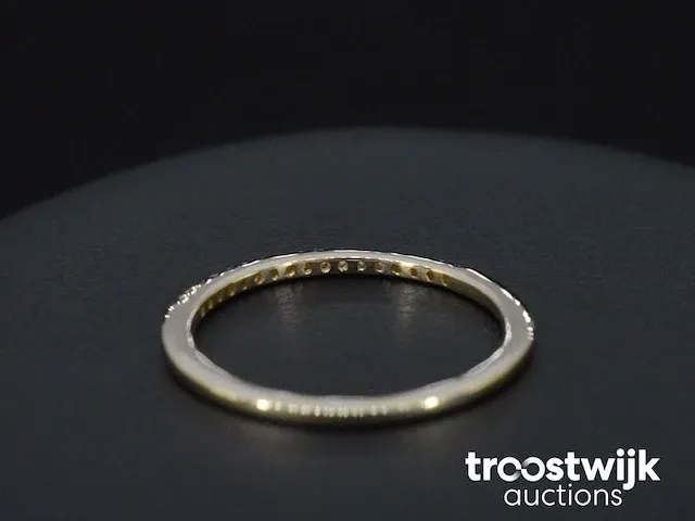 Gouden ring met diamanten - afbeelding 7 van  8