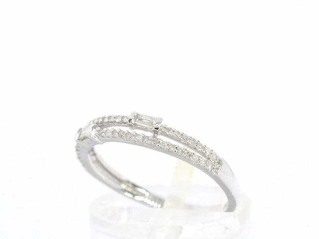 Gouden ring met diamanten - afbeelding 5 van  11
