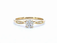 Gouden ring met diamanten - afbeelding 1 van  9