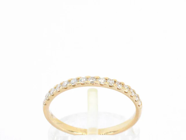 Gouden ring met diamanten - afbeelding 1 van  11