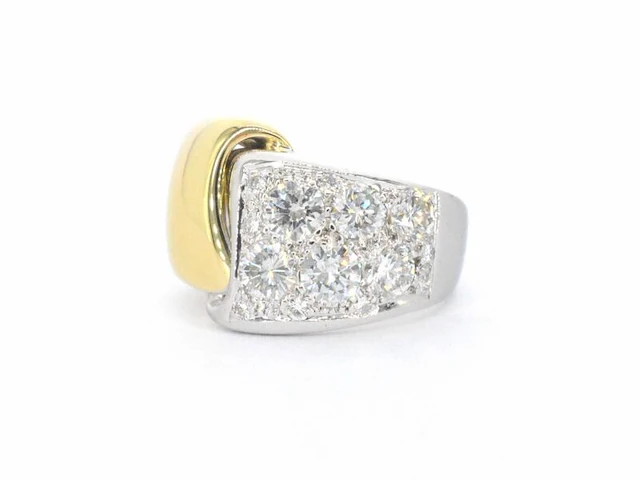 Gouden ring met diamanten - afbeelding 8 van  8