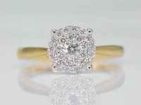 Gouden ring met diamanten - afbeelding 1 van  8