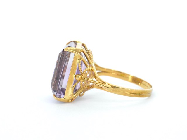 Gouden ring met een amethist - afbeelding 5 van  8