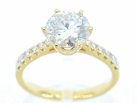 Gouden ring met een briljant geslepen diamant van 3.00 carat