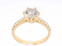 Gouden ring met één grote diamant van 1.00 carat