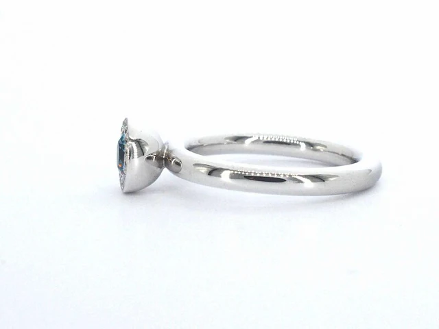 Gouden ring met natuurlijke diamanten en een swiss blue topaas - afbeelding 8 van  10