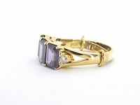 Gouden ring met paarse edelstenen en diamanten - afbeelding 7 van  12