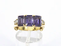 Gouden ring met paarse edelstenen en diamanten - afbeelding 8 van  12