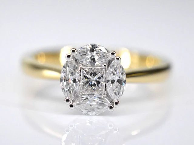 Gouden ring met prinses en marquise geslepen natuurlijke diamanten - afbeelding 1 van  7