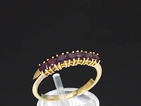 Gouden ring met robijnen - afbeelding 4 van  9
