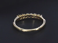 Gouden ring met robijnen - afbeelding 7 van  9