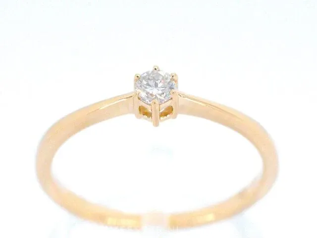 Gouden ring solitaire met een briljant geslepen diamant - afbeelding 1 van  11