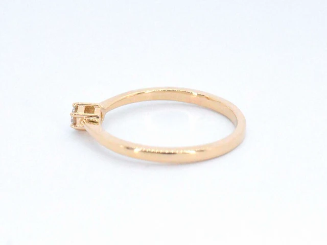 Gouden ring solitaire met een briljant geslepen diamant - afbeelding 5 van  11