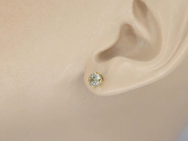 Gouden solitair oorbellen met champagne diamanten van 1.00 carat - afbeelding 2 van  9