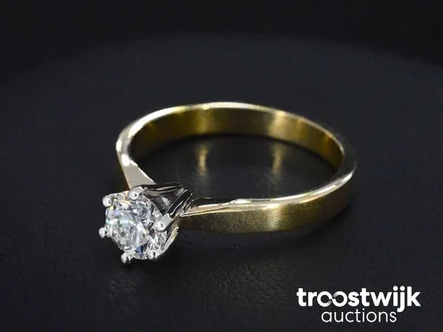 Gouden solitair ring met briljant geslepen diamant van 0.71 carat - afbeelding 1 van  7