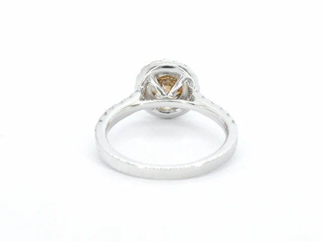 Gouden solitair ring met diamanten - afbeelding 7 van  9