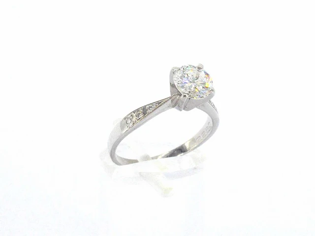 Gouden solitair ring met een 1.00 carat natuurlijke diamant en briljant geslepen diamanten - afbeelding 4 van  9
