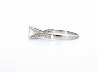 Gouden solitair ring met een 1.00 carat natuurlijke diamant en briljant geslepen diamanten - afbeelding 8 van  9