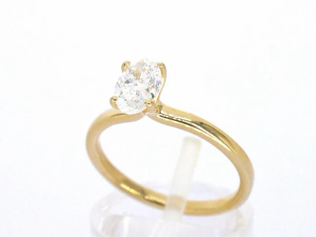 Gouden solitair ring met een 1.00 carat ovaal geslepen diamant - afbeelding 4 van  10
