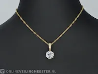 Gouden solitaire hanger met een diamant van 1.50 carat - afbeelding 2 van  6