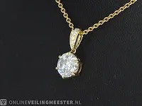 Gouden solitaire hanger met een diamant van 1.50 carat - afbeelding 3 van  6