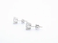 Gouden solitaire oorbellen met 2.25 carat diamant - afbeelding 5 van  10