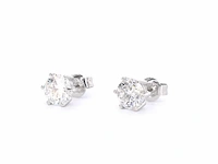 Gouden solitaire oorbellen met 2.25 carat diamant - afbeelding 7 van  10