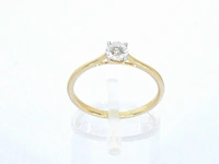 Gouden solitaire ring met een briljant geslepen diamant - afbeelding 5 van  9