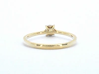 Gouden solitaire ring met een briljant geslepen diamant - afbeelding 6 van  9