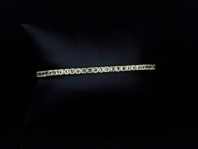 Gouden tennisarmband met 8.00 carat aan groene saffieren - afbeelding 5 van  9
